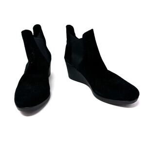 Crocs Size 7.5 Wedge Boot Black Slip On 2.5" Heel Comfort Bootie Casual Everyday